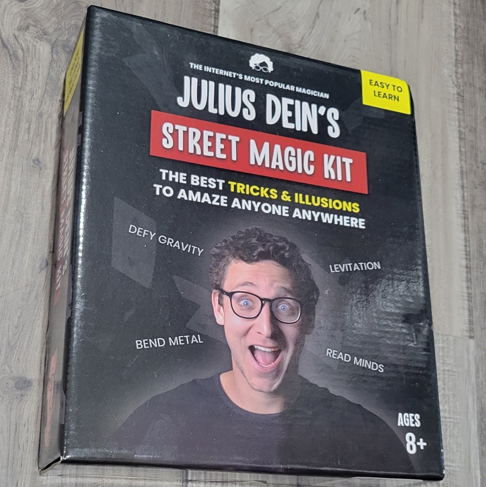 Julius Dein's Street Magic Kit